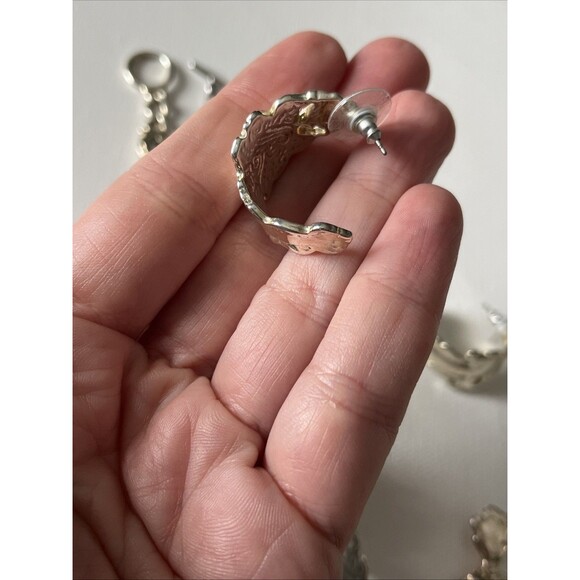 Premier Designs Jewelry Silver Tone Set Watch, Bracelet, Earrings, Pendant - Picture 5 of 16